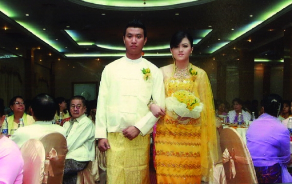 Mg Htet Aung &amp; Ma Khin Phyu Phyu Thaw